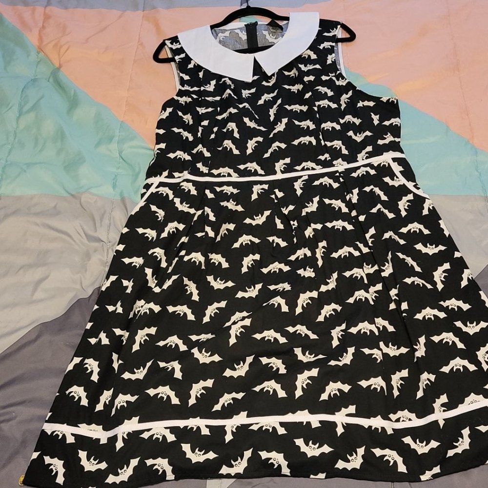 Retrolicious Dress (Glow in the dark)